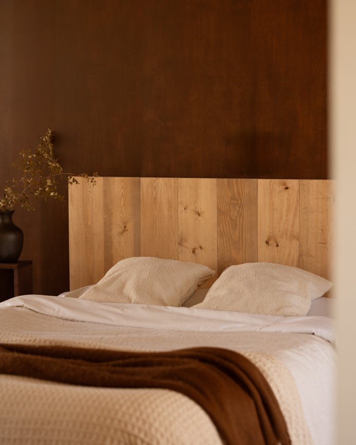 Testata di letto in legno massello in tonalità di rovere medio in diverse misure