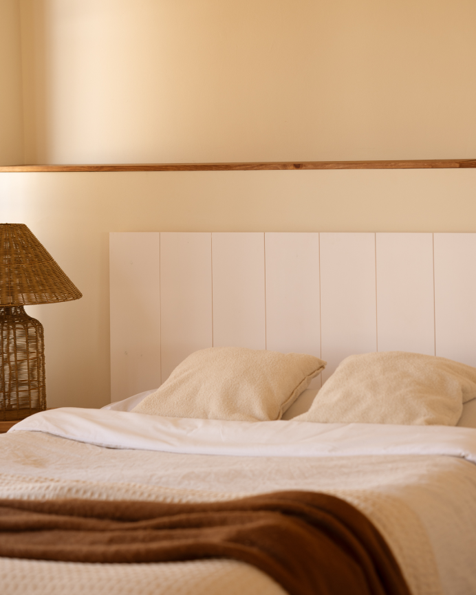 Testata di letto in legno massello color bianco disponibile in diverse misure
