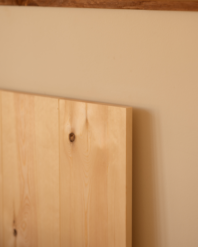 Testata di letto in legno massello in tonalità naturale in diverse misure
