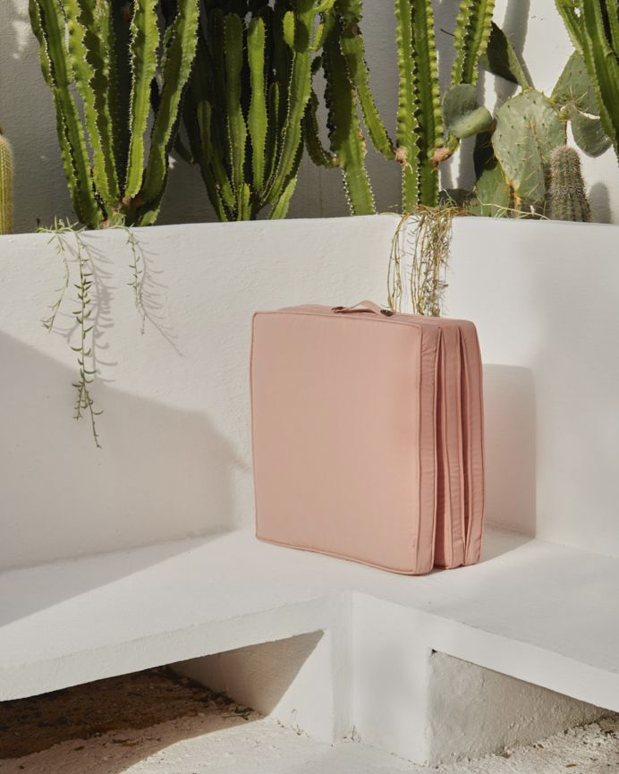 Cuscino da pavimento color rosa in diverse misure