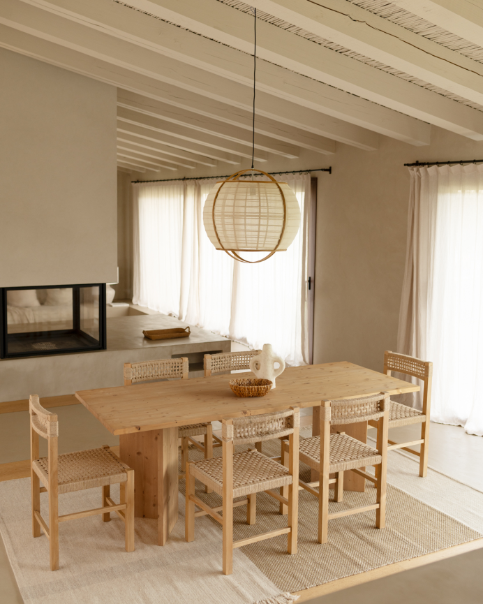 Tavolo da pranzo in legno massello in tonalità di rovere medio in diverse misure