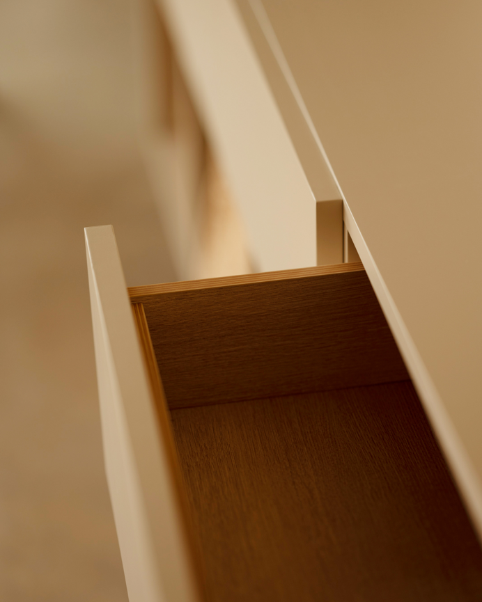 Credenza con 4 cassetti laccato in tonalità sabbia di 176x40cm