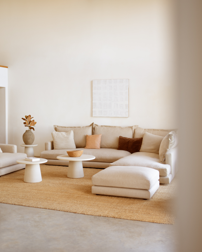 Divano con chaise longue destro tonalità beige in diverse misure