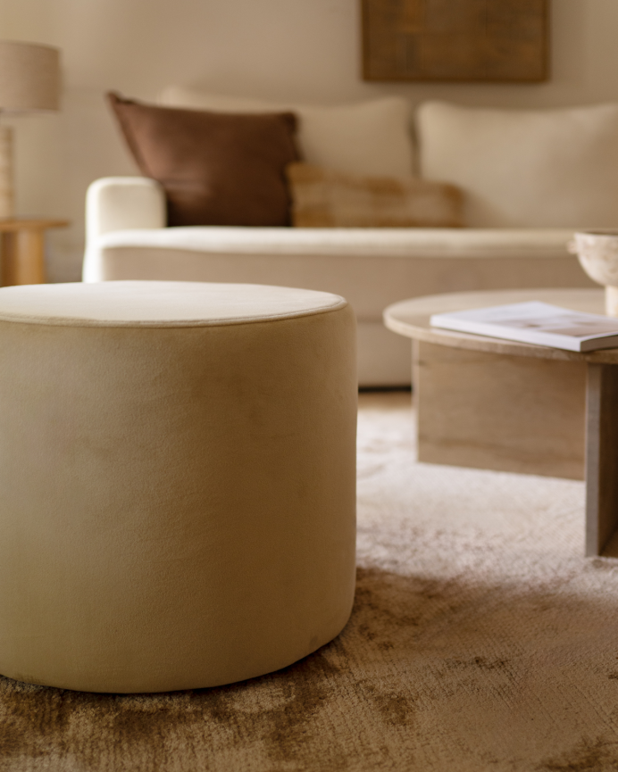 Pouf in tono beige 44x42cm