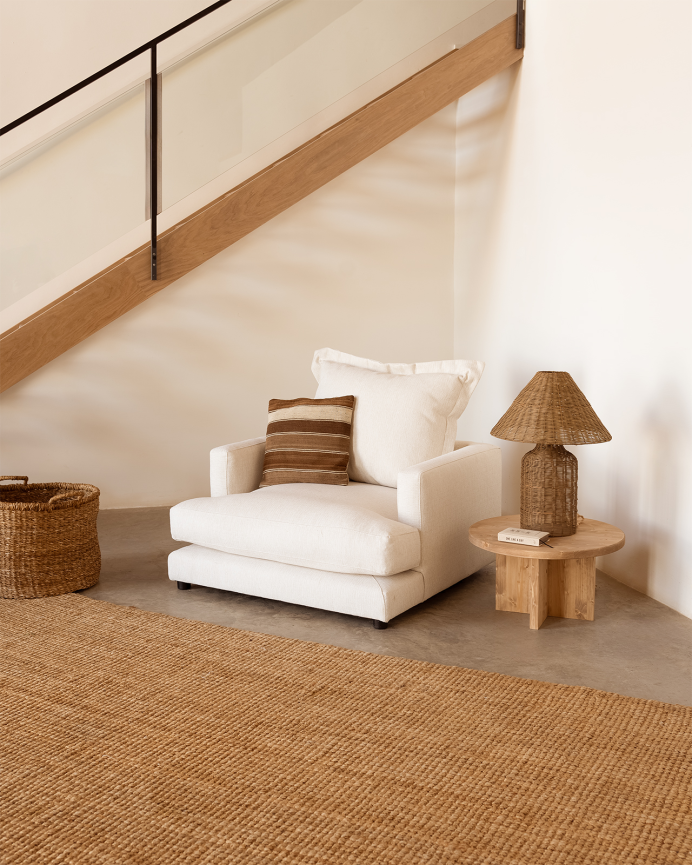 Poltrona tonalità bianco rotto di 105x106cm