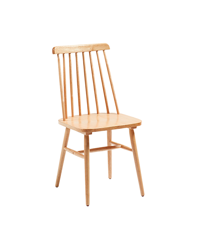 Cadeiras confeccionadas em madeira maciça de seringueira pintada em tom natural medindo 89x43cm