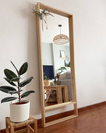 Espelho em madeira maciça de oliveira de vários tamanhos