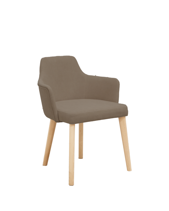 Cadeira estofada em marrom taupe com pernas de madeira em tom natural de 95cm