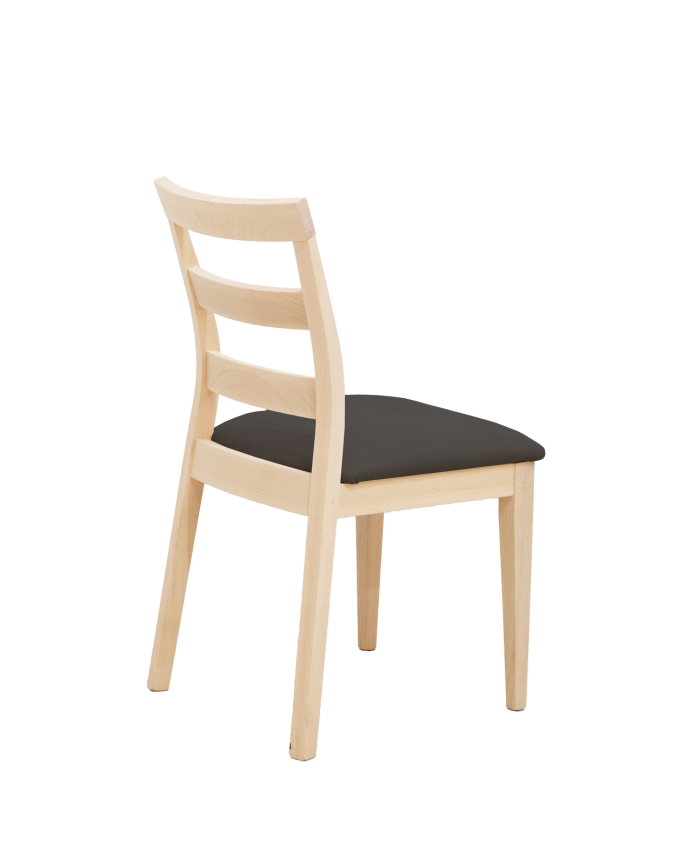 Cadeira estofada em cinza ardósia com pernas de madeira em tom natural de 89cm