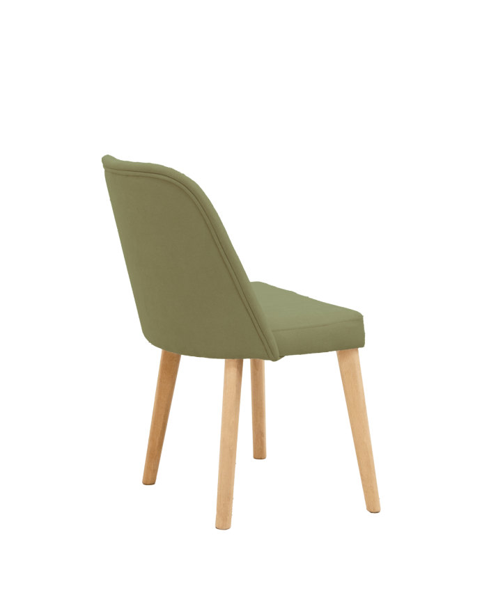 Cadeira estofada em caqui com pernas de madeira em tom de carvalho médio de 87cm