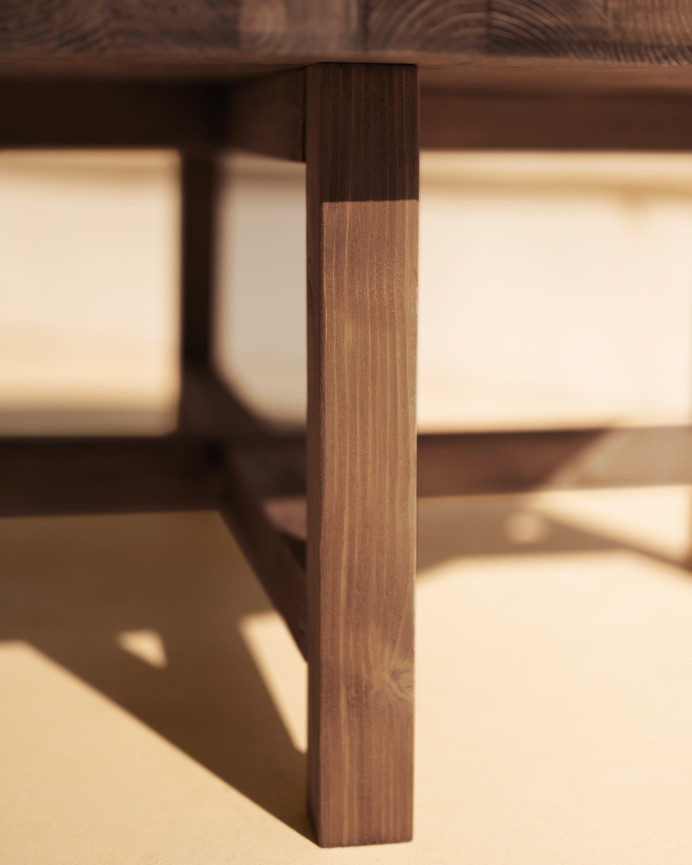 Mesa de centro redonda de madeira maciça com acabamento em nogueira em vários tamanhos