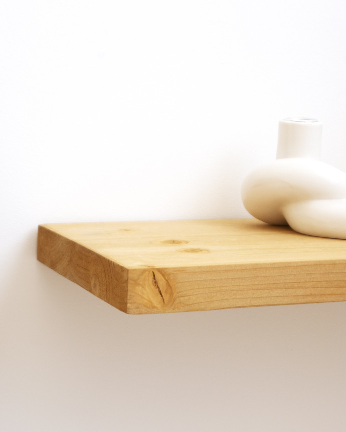 Mesa de cabeceira flutuante de madeira maciça em tom azeitona de 45cm