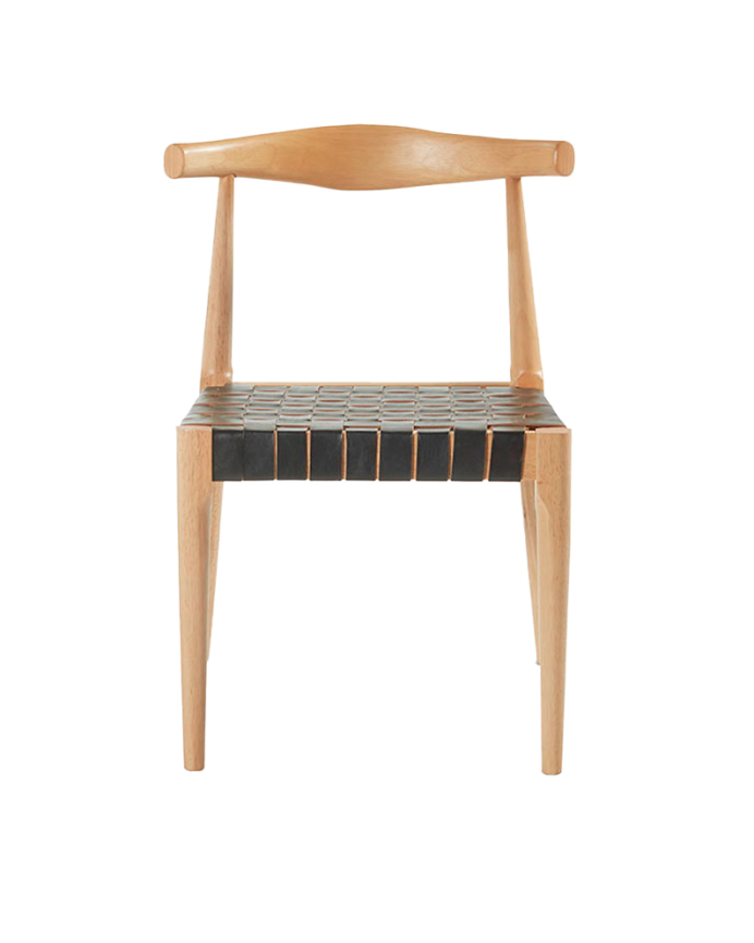  Cadeira de madeira maciça com assento trançado preto e pernas em tom natural de 77cm