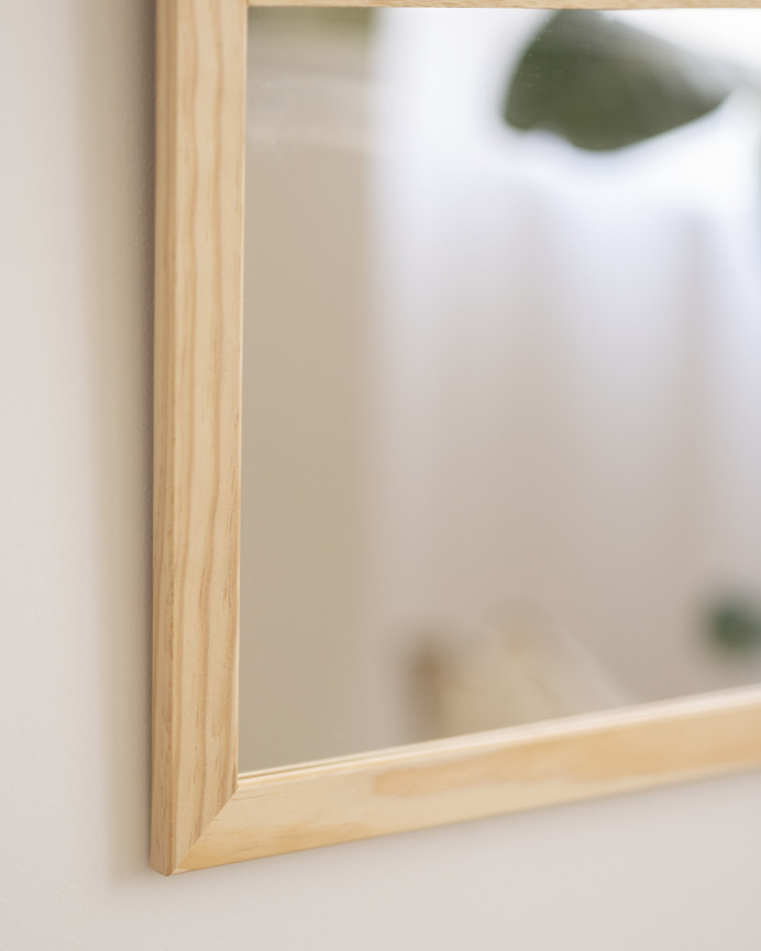 Espelho de parede quadrado tipo janela em madeira 90x90cm