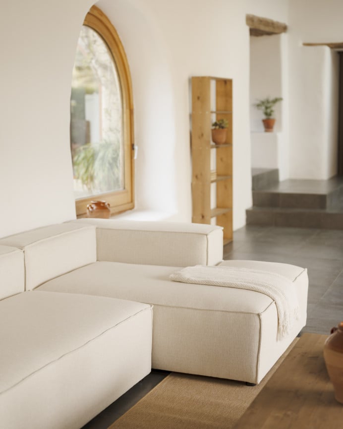 Sofá com chaise longue cor branco quebrado de várias medidas