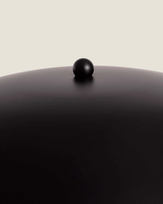 Lâmpada de mesa de metal cor preto de 38cm